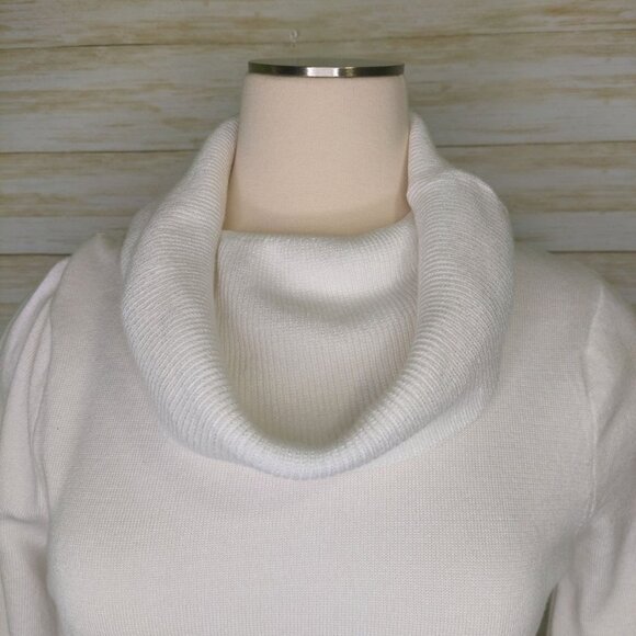 Sam Edelman White Cowl Neck Sweater Dress White Size Medium Chic Fall/Winter - Picture 9 of 15